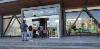 Poblanos se agolpan en Tren Turístico antes de su cierre tren