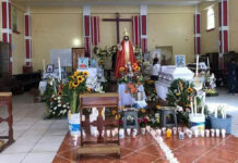 Dan último adiós a las víctimas de explosión en Felipe Ángeles El presidente Silvino Reyes de la Luz aseguró que su administración brindará apoyo a los afectados. Foto: Especial