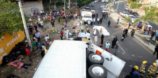 Entregan visas humanitarias a 17 migrantes accidentados en Chiapas Las visas humanitarias les garantiza acceso a servicios de salud.