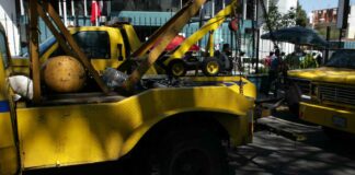 Vecinos piden ordenar a grúas en San Baltazar Campeche