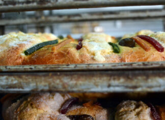 ¡Aguas! La rosca de reyes podría costarte hasta 480 pesos en Puebla ¡Aguas! Los precios significan un incremento del 15 a 20 por ciento. Foto: Es Imagen