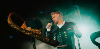 Alejandro Fernández recuerda a Vicente Fernández al recibir el 2022 Alejandro Fernández