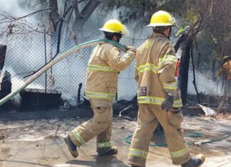 Se incendia taller de hojalatería en San José los Cerritos