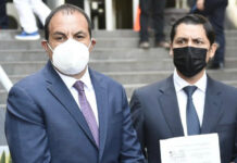 Cuauthémoc Blanco presenta demanda contra narcopolíticos El abogado de Cuauhtémoc Blanco aseguró que esta demanda es para que la autoridad federal atraiga la investigación en contra del mandatario. Foto: Twitter