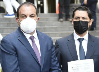 Cuauthémoc Blanco presenta demanda contra narcopolíticos El abogado de Cuauhtémoc Blanco aseguró que esta demanda es para que la autoridad federal atraiga la investigación en contra del mandatario. Foto: Twitter