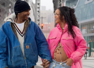 ¡Espectacular! Así luce Rihanna embarazada ¡Espectacular! Estas son las fotografías que confirman el primer embarazo de la cantante y empresaria Rihanna.