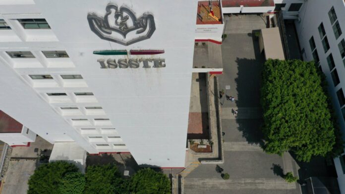 ISSSTE pidió a sus trabajadores estar alerta ante el incremento de contagios