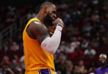 LeBron James se retirará de la NBA hasta cumplir un último sueño James LeBron cuenta con cuatro anillos de la NBA, cuatro premios MVP de las Finales y un sinfín de reconocimientos más.