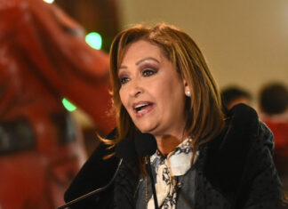 Lorena Cuéllar emite nuevas medidas anticovid para Tlaxcala Las nuevas disposiciones contemplan que las plazas, centros comerciales, supermercados, tiendas departamentales, informó Lorena Cuéllar. Foto: Es Imagen