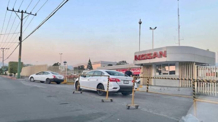 Nissan recorta producción en Morelos