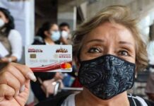 Adultos mayores reciben pago doble de Pensión del Bienestar