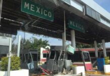 Roba autobús en Acapulco; lo choca contra una caseta Roba autobús en Acapulco; lo choca contra una caseta