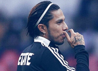 Salcedo da positivo a Covid-19; van tres contagios en Tigres Con el positivo de Carlos Salcedo, son tres futbolistas de Tigres que en una semana se contagian de Coronavirus. Foto: @Csalcedojr