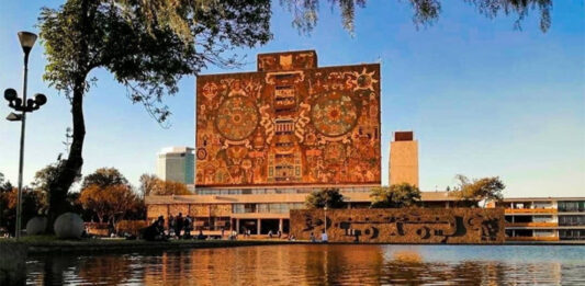 La UNAM reitera que se mantiene atenta a la evolución de los indicadores y a los anuncios de las autoridades sanitarias. 