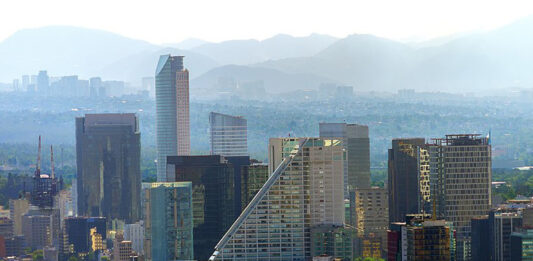 La fase preventiva de contingencia ambiental se activó en toda la zona metropolitana del Valle de México, reportaron. Foto Especial