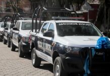 Gobierno Estatal entrega equipamiento policíaco y patrullas a Huauchinango