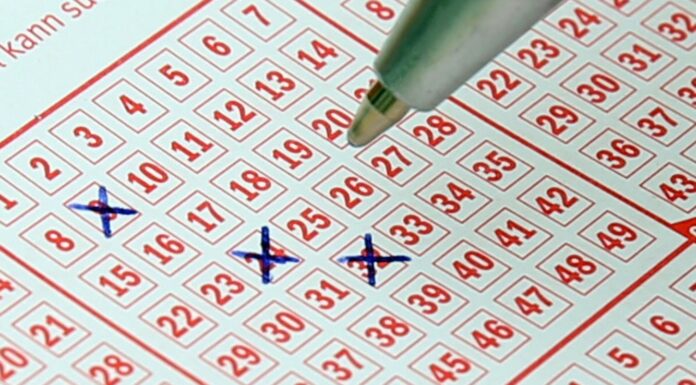 Cae premio de lotería de 426 mdd en Estados Unidos