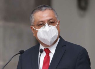 Abelardo Cuéllar litigó casos de ex burócratas siendo secretario, acusa Micalco Abelardo