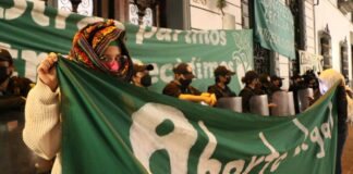 Morenistas presentan iniciativa para despenalizar el aborto en Puebla aborto