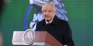 AMLO, sin síntomas de Covid-19 tras reunión con Clouthier AMLO