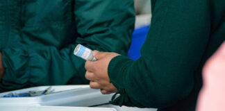 Continúa aplicación de refuerzo a docentes de Puebla: SEP La jornada para la aplicación de refuerzo es de 08:00 a 17:00 horas, horario que se mantiene para este viernes. Foto