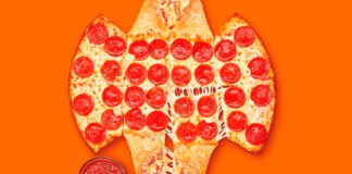 ¡Santas pizzas, Batman! Mira lo que sacó esta pizzería batman pizza