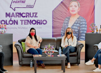 Bicampeona mundial de frontón participa en charla del INPODE La bicampeona mundial de frontón, Maricruz Colón Tenorio, en la segunda emisión de la charla “Entre Campeones 2022. Foto: Especial