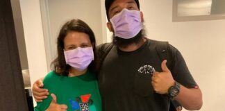 Llegan a CDMX biólogos mexicanos varados en Tonga