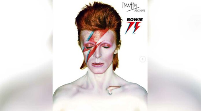 Warner compra catálogo musical de David Bowie bowie