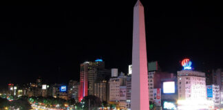 Argentina registra 51 muertes por Covid-19 en un día