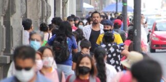 Aumentan en 93% los contagios de Covid-19 en México Entre el 30 y el 31 de diciembre, se sumaron 10 mil 37 nuevos contagios de Covid-19 y 143 decesos por el virus.