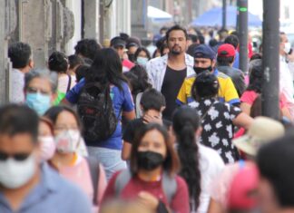 México reporta más de 17 mil casos COVID en un día Entre el 30 y el 31 de diciembre, se sumaron 10 mil 37 nuevos contagios de Covid-19 y 143 decesos por el virus.