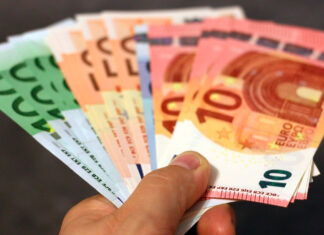 Euro cumplió 20 años como moneda oficial de la Unión Europea