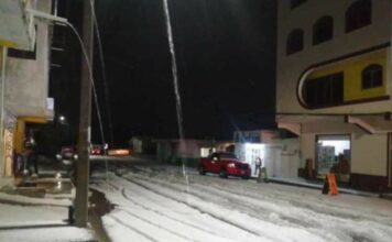 Fuerte granizada pinta de blanco Acatzingo