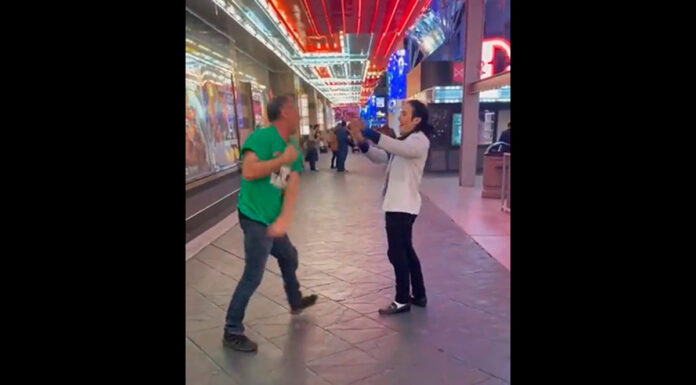 ¡Increíble! Imitador de Michael Jackson pelea en Las Vegas Michael Jackson