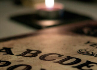 Detienen a 12 menores por jugar la ouija en Durango ouija