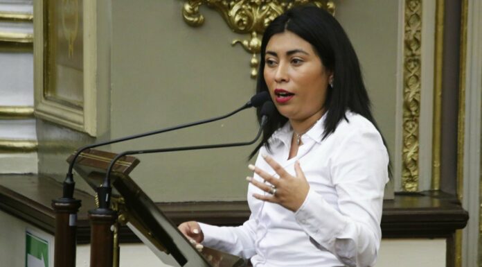 Pasar packs se castiga con cárcel, advierte Nora Merino Y es que en Puebla existe un grupo de Telegram donde guardan packs, por lo que Nora Merino pidió no olvidar que se trata de un delito. Foto: