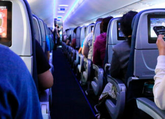 Profeco actúa en cobro de equipaje de mano en aerolíneas