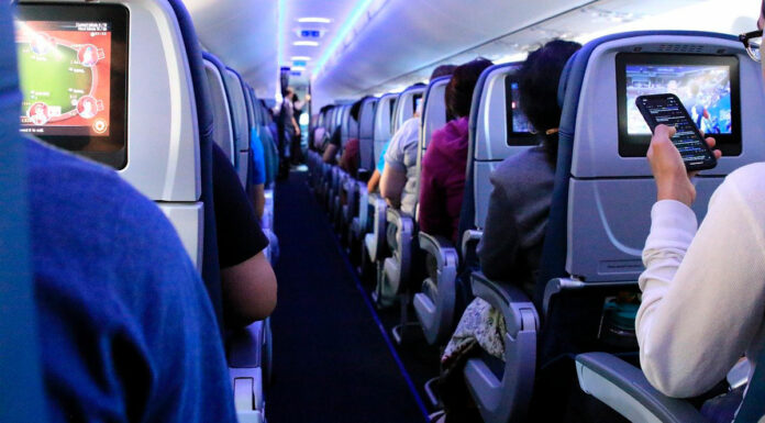 Profeco actúa en cobro de equipaje de mano en aerolíneas