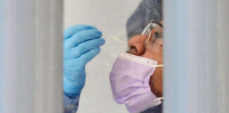 Poblanos se hacen prueba de covid en Día de Reyes De acuerdo a comerciantes y operadores de taxis, la fila presentó un descenso considerable en los últimos seis meses, Foto: Es Imagen