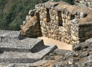 Encuentran red de canales de piedra en ruta a Machu Picchu