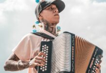 Dan portazo para entrar a concierto de Santa Fe Klan