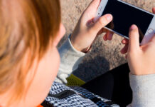 ¡Increíble! Niño endeuda a sus papás con mil 700 dólares niño endeuda padres