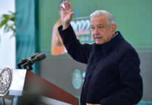 Estado debe investigar pleito AMLO-Loret: analistas El pleito entre AMLO y Carlos Loret de Mola debe investigarse desde las dependencias del Estado, consideraron analistas en Oro Noticias.