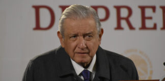 Piden a AMLO frenar campaña de descrédito vs periodistas El viernes pasado AMLO reveló los supuestos ingresos del periodista Carlos Loret de Mola, quien ha sido un crítico de su administración. Foto: Es Imagen