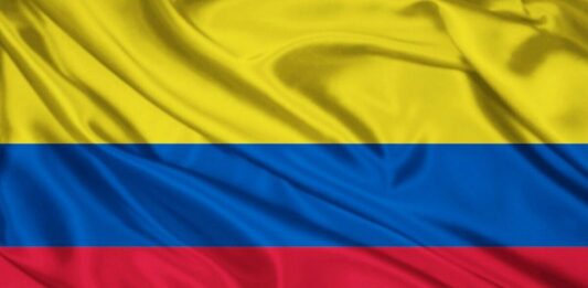 Colombia niega existencia del coronadengue