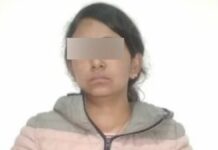 Detienen a mujer que custodiaba combustible Detienen a mujer que custodiaba combustible