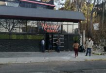 Clausuran el Mouline Rouge por operar fuera de horario Los propietarios del Mouline Rouge deberán pagar una multa por incumplir la norma para negocios de este tipo.