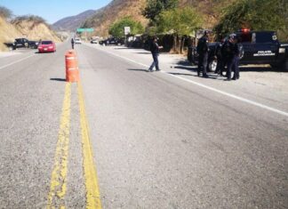 Integrantes de la CNTE se accidentan en Michoacán