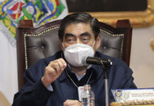 PIB en Puebla va en crecimiento, afirma Barbosa La economía mexicana entró técnicamente en recesión al registrar una caída del 0.1% del PIB en el 4o trimestre del 2021. Foto: Twitter